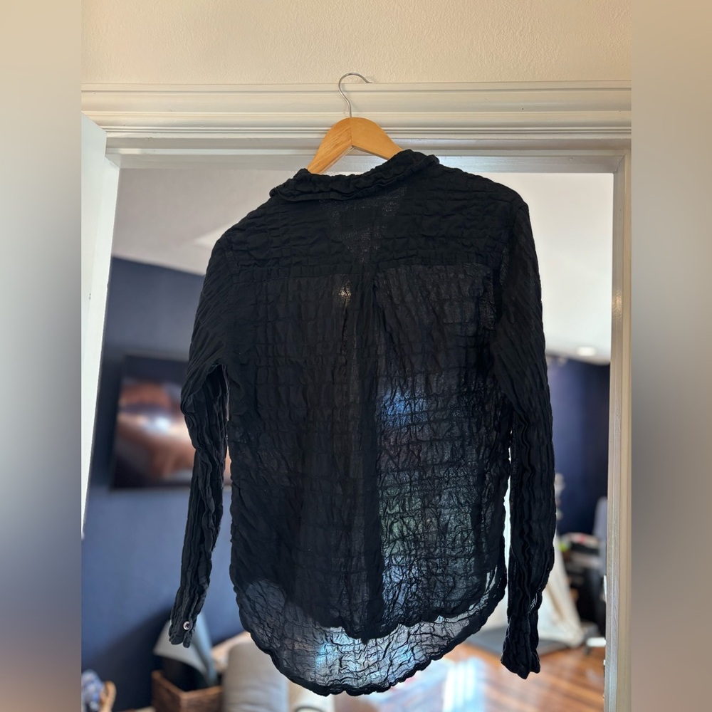 American Colors Crinkled Black Button-Up - Picture 3 of 3